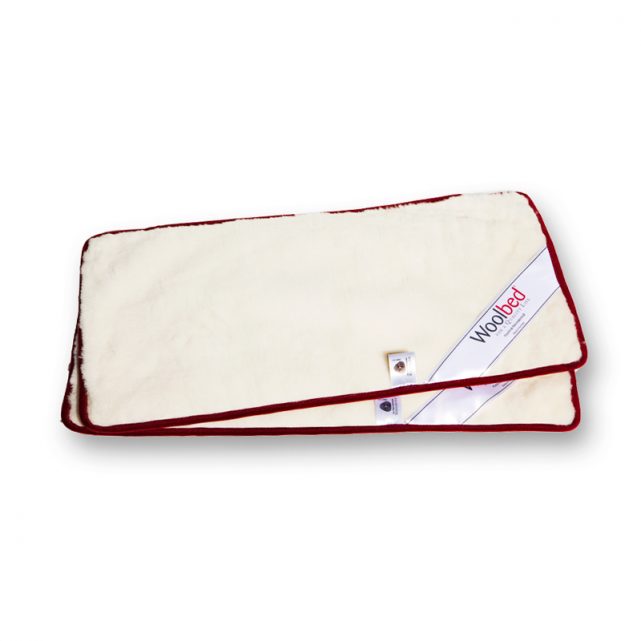 wool_pilllow_set_red